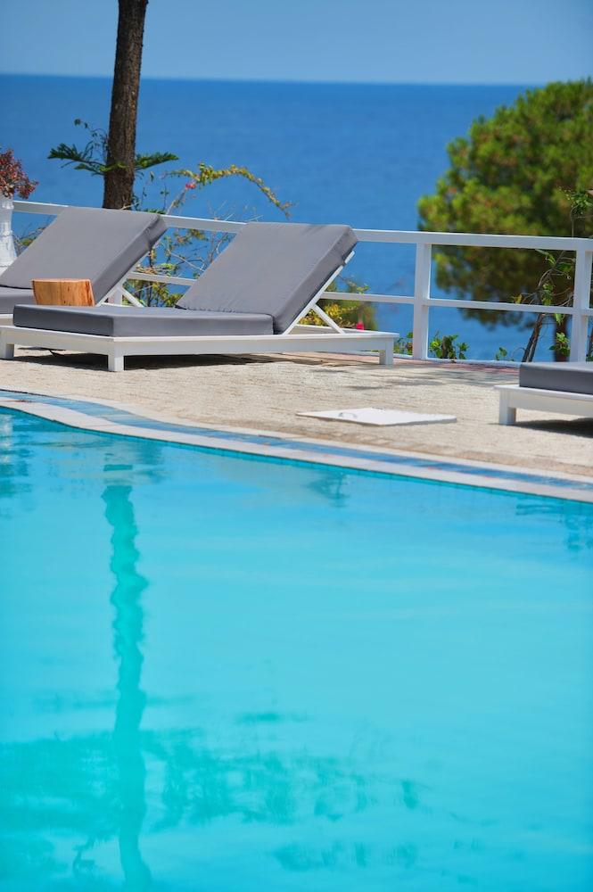 Akra Morea Hotel & Residences Monemvasía Dış mekan fotoğraf