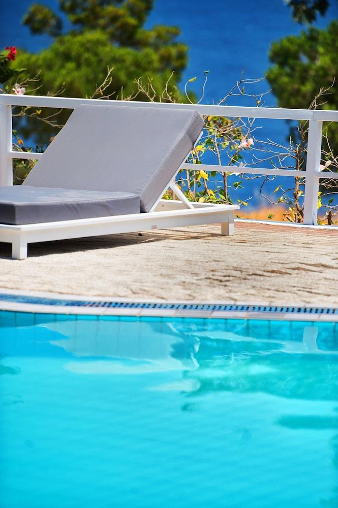 Akra Morea Hotel & Residences Monemvasía Dış mekan fotoğraf