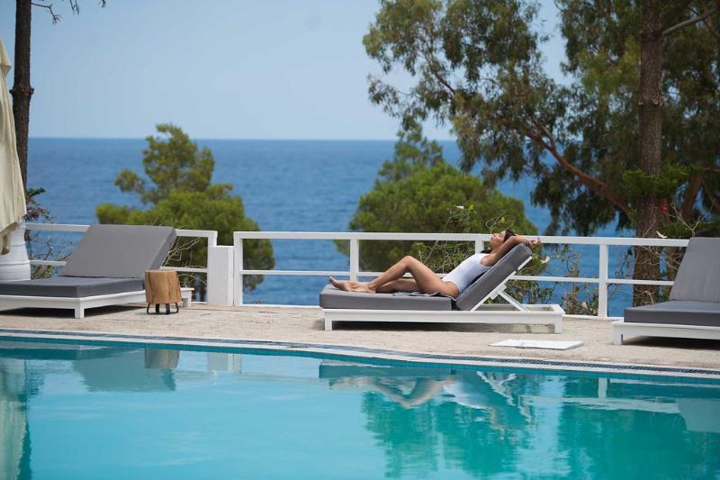 Akra Morea Hotel & Residences Monemvasía Dış mekan fotoğraf