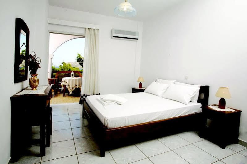 Akra Morea Hotel & Residences Monemvasía Dış mekan fotoğraf